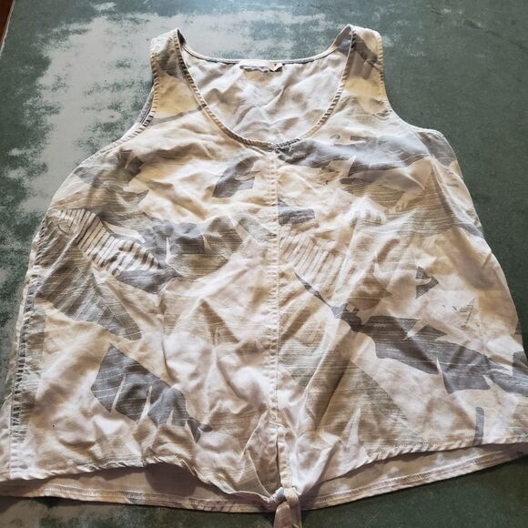prAna McKenzie tie front camo Tank Top - Picture 3 of 5